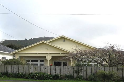 Photo of property in 12 Marsden Avenue, Karori, Wellington, 6012