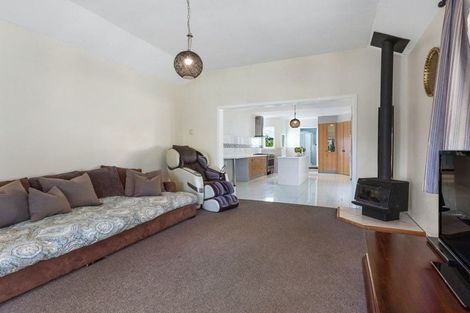 Photo of property in 32 Hinemoa Street, Paraparaumu, 5032