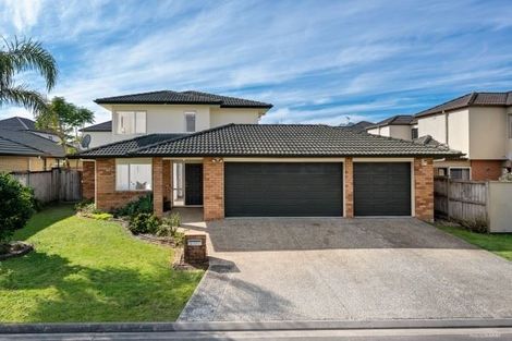 Photo of property in 3 Banshire Close, Flat Bush, Auckland, 2016