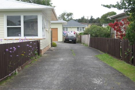 Photo of property in 2/29 Royston Street, Rosehill, Papakura, 2113