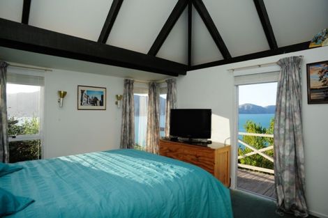 Photo of property in 7a Ranui Crescent, Diamond Harbour, Lyttelton, 8971