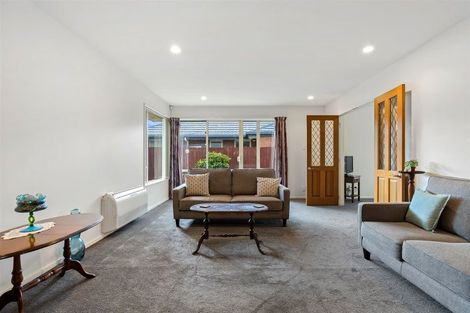 Photo of property in 17a Broadbent Street, Riccarton, Christchurch, 8041