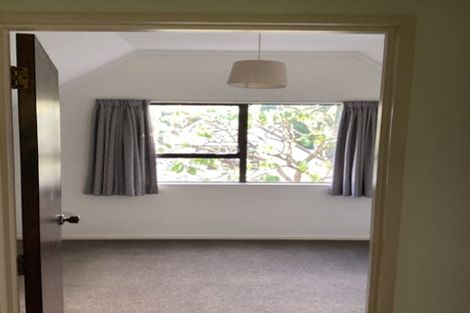 Photo of property in 3/13 Aorangi Place, Birkenhead, Auckland, 0626