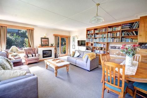 Photo of property in 7 Marion Street, Macandrew Bay, Dunedin, 9014