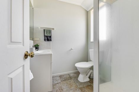 Photo of property in 2 Rochester Place, Nawton, Hamilton, 3200