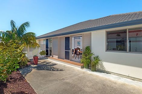 Photo of property in 36 Emily Street, Riverdale, Gisborne, 4010