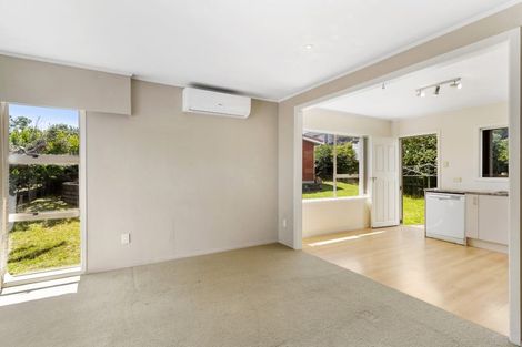Photo of property in 3/68 Takutai Avenue, Half Moon Bay, Auckland, 2012