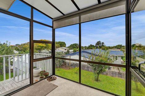 Photo of property in 15b Mayfair Place, Westown, New Plymouth, 4310