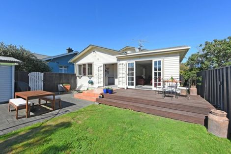 Photo of property in 21 Beaumont Avenue, Alicetown, Lower Hutt, 5010
