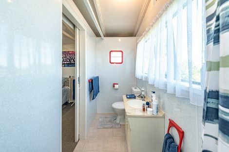 Photo of property in 15 Toi Street, Tawhero, Whanganui, 4501