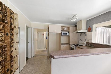 Photo of property in 24 Korau Grove, Stokes Valley, Lower Hutt, 5019