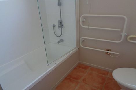 Photo of property in 8/103 Swanson Road, Henderson, Auckland, 0610