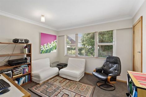 Photo of property in 52 Bristol Street, Levin, 5510