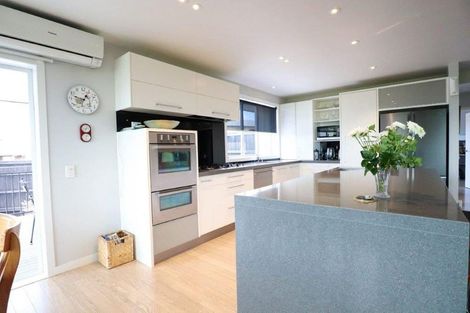 Photo of property in 1/88 Pah Road, Cockle Bay, Auckland, 2014