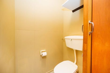 Photo of property in 28 Karina Terrace, Roslyn, Palmerston North, 4414