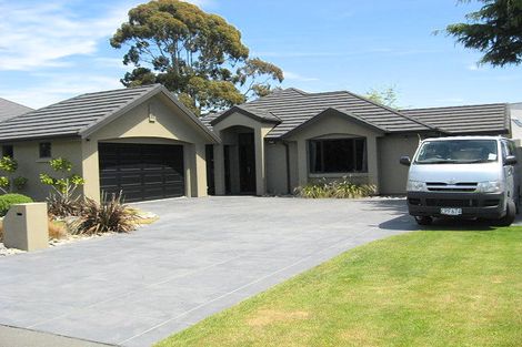 Photo of property in 69 Waitikiri Drive, Parklands, Christchurch, 8083