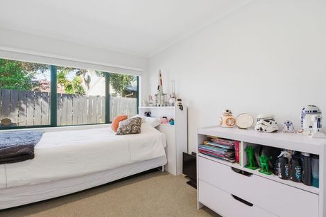 Photo of property in 36 Webb Place, Papamoa Beach, Papamoa, 3118