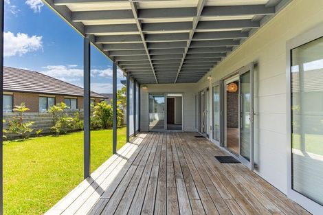 Photo of property in 5 Northcoast Place, Mangawhai Heads, Mangawhai, 0505