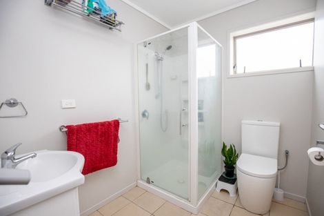 Photo of property in 22 Mahana Road, Ngatea, 3503