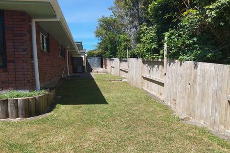 Photo of property in 17a Roy Street, Tawa, Wellington, 5028