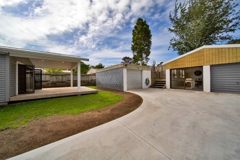 Photo of property in 14 Bromley Place, Westown, New Plymouth, 4310