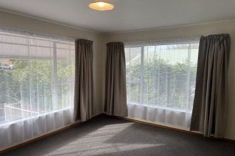 Photo of property in 35 Hooker Avenue, Chedworth, Hamilton, 3210