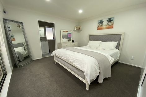 Photo of property in 40 Baverstock Road, Flat Bush, Auckland, 2016