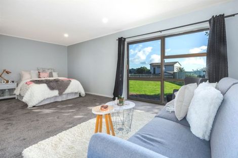 Photo of property in 26 Mercury Way, Whitby, Porirua, 5024
