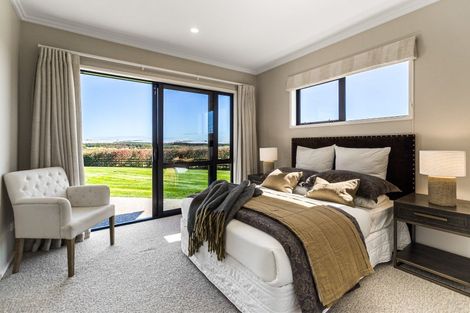 Photo of property in 80 Ewen Place, Karaka, Papakura, 2580