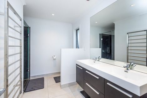 Photo of property in 3 Michael Terrence Place, Flagstaff, Hamilton, 3210