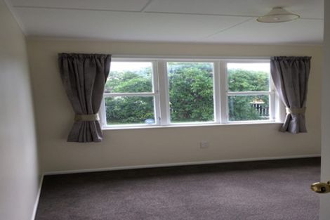 Photo of property in 86 Brandon Street, Featherston, 5710