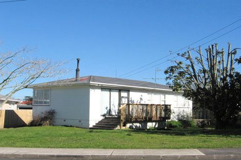 Photo of property in 76 Cargill Street, Papakura, 2110