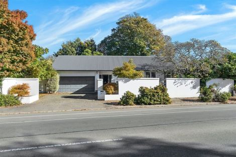 Photo of property in 147 Straven Road, Fendalton, Christchurch, 8014