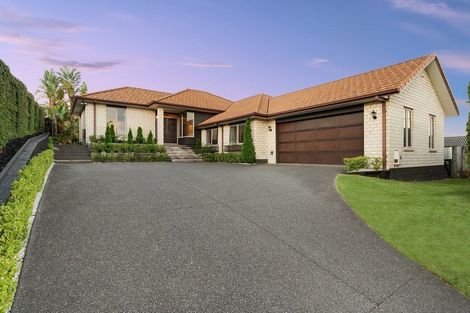 Photo of property in 51 Inverness Drive, Pyes Pa, Tauranga, 3112