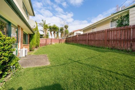 Photo of property in 1/35 Pah Road, Papatoetoe, Auckland, 2025