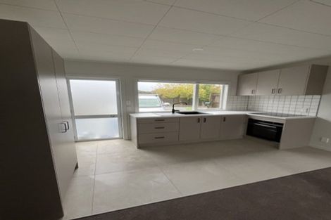 Photo of property in 2 Chester Avenue, Greenhithe, Auckland, 0632