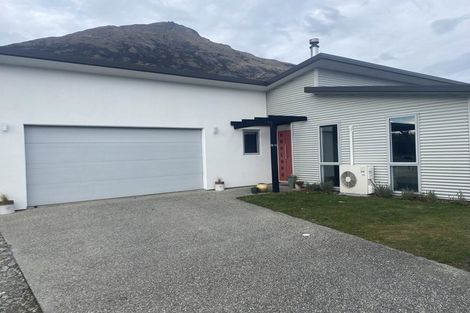 Photo of property in 56 Onslow Road, Lake Hayes, Queenstown, 9304