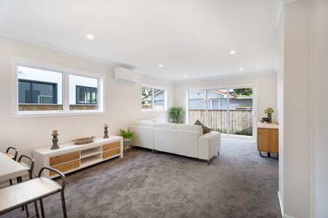 Photo of property in 20c Korau Grove, Stokes Valley, Lower Hutt, 5019