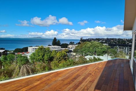 Photo of property in 1/29 Bayview Road, Browns Bay, Auckland, 0630