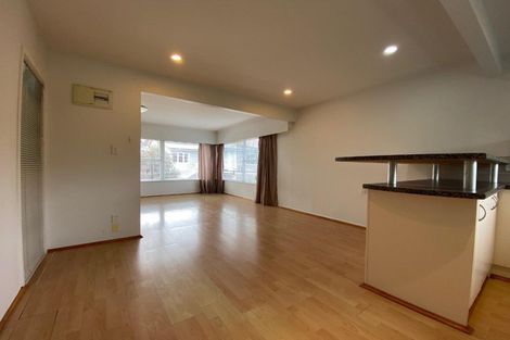 Photo of property in 2/20 Northumberland Avenue, Belmont, Auckland, 0622