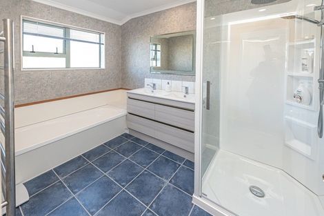 Photo of property in 6 Kelsi Street, Tawhero, Whanganui, 4501