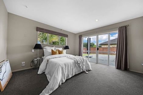 Photo of property in 5 Alvre Place, Flat Bush, Auckland, 2016
