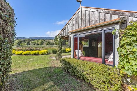 Photo of property in 156 Akatarawa Road, Reikorangi, Waikanae, 5391