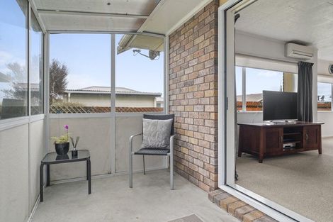 Photo of property in 28b Wharenui Road, Owhata, Rotorua, 3010