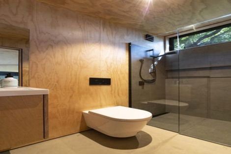 Photo of property in 3 George Avenue, Herald Island, Auckland, 0618