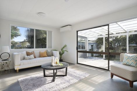 Photo of property in 26 Tabitha Crescent, Henderson, Auckland, 0612
