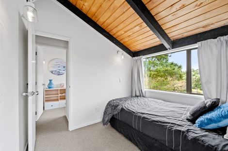 Photo of property in 22 Shadon Place, Stanmore Bay, Whangaparaoa, 0932