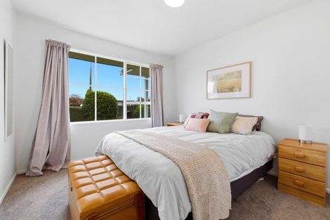 Photo of property in 3 Cowper Place, Avondale, Christchurch, 8061