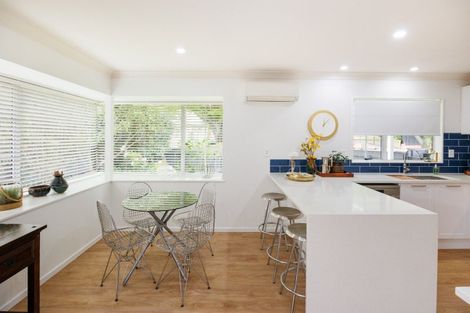 Photo of property in 3a Churchill Avenue, Hokowhitu, Palmerston North, 4410