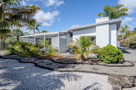 Photo of property in 10 Access Heights, Kerikeri, 0230